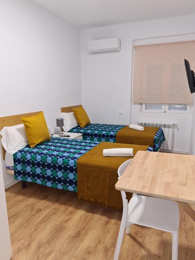 M-A Rooms Star Hostal Madrid Bagian luar foto