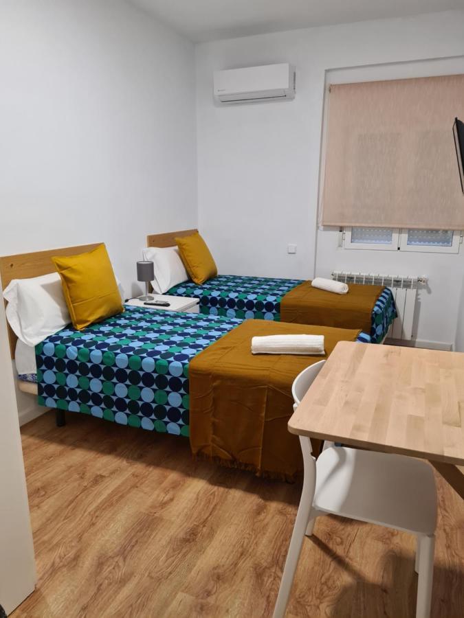 M-A Rooms Star Hostal Madrid Bagian luar foto