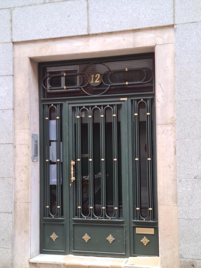 M-A Rooms Star Hostal Madrid Bagian luar foto